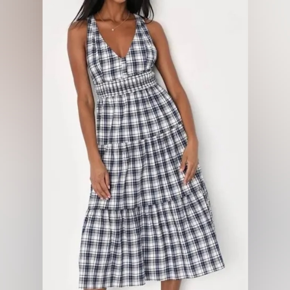 Lulu's Surely Charmed V-neck Midi Sundress